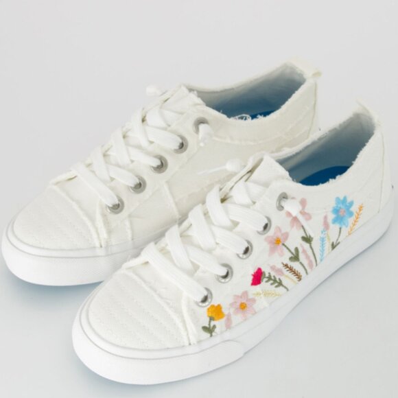 new Blowfish Floral Embroidered Slip On Sneakers 253 - Picture 4 of 10
